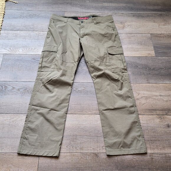 Wrangler ATG All Terrain Gear Cargo Pants – Size 36x32 (Set of 2: Black & Olive) - Picture 2 of 16